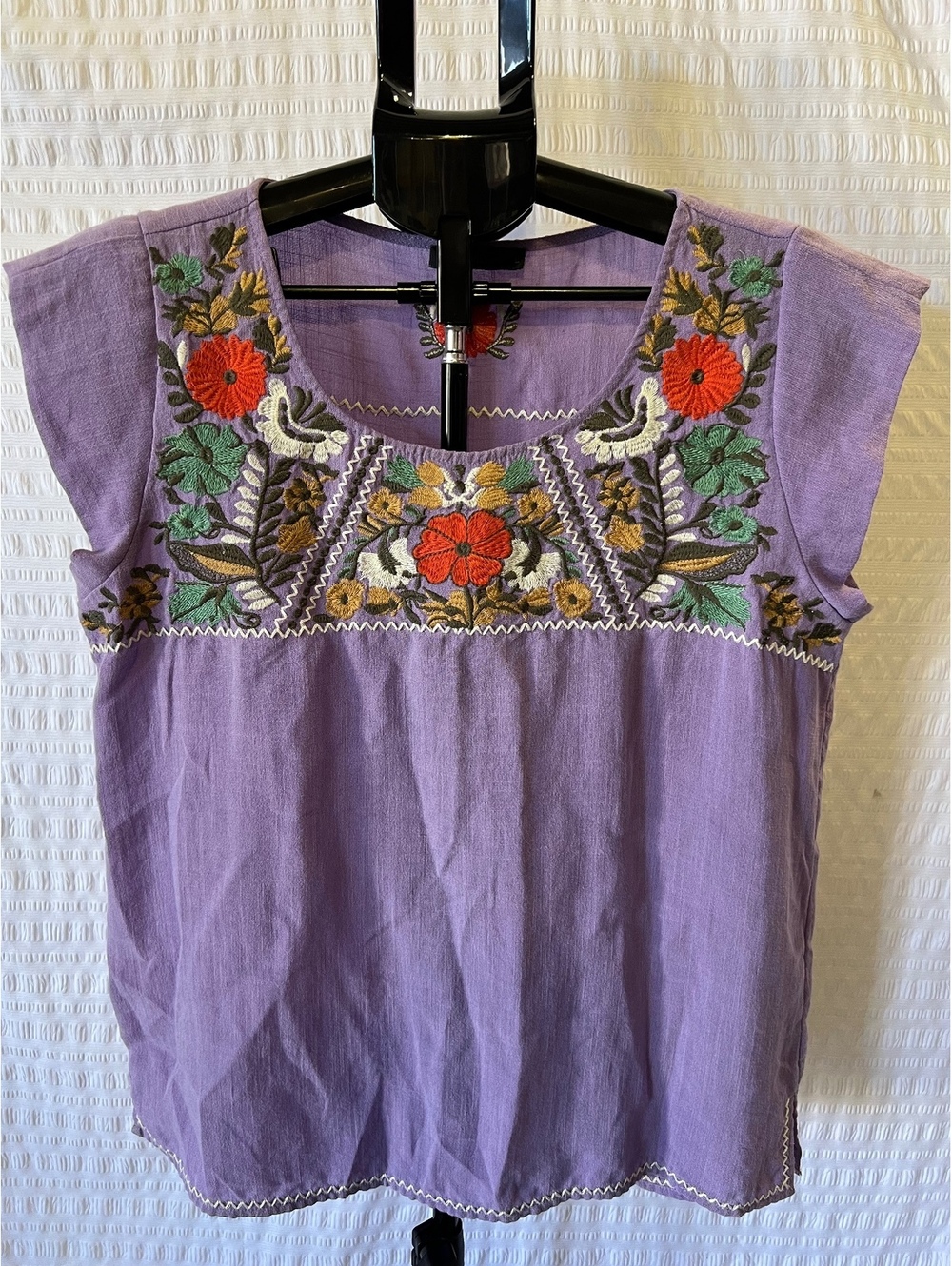 THML Embroidered Boho Blouse Purple Floral Short Sleeve Rayon Size L